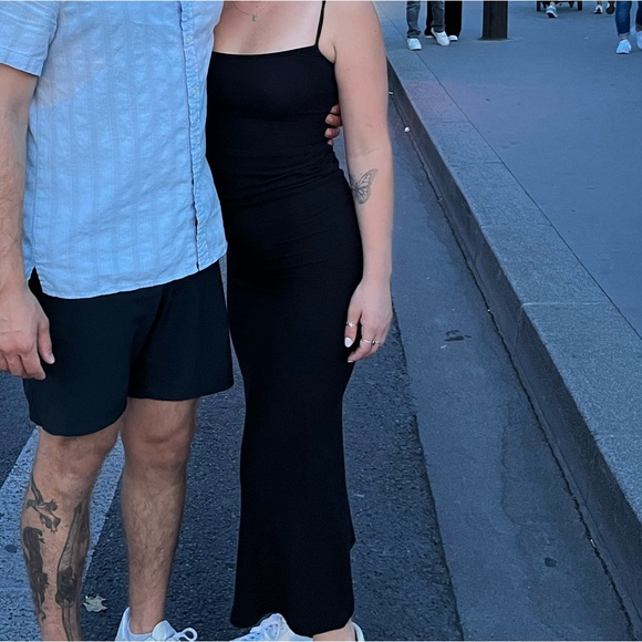 SKIMS soft lounge long slip dress - Picture 4 of 4